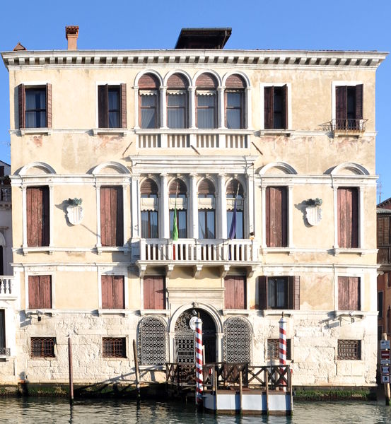 Immagine:Palazzo Grimani a Santa Fosca.jpg