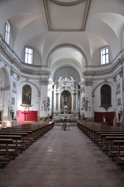 Immagine:Interno San Domenico.jpg