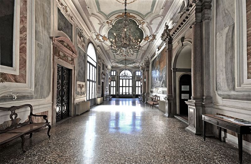 Immagine:Palazzo Pisani Santo Stefano.jpg