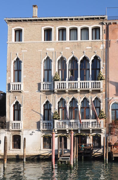 Immagine:Palazzo Giustinian Pesaro.jpg